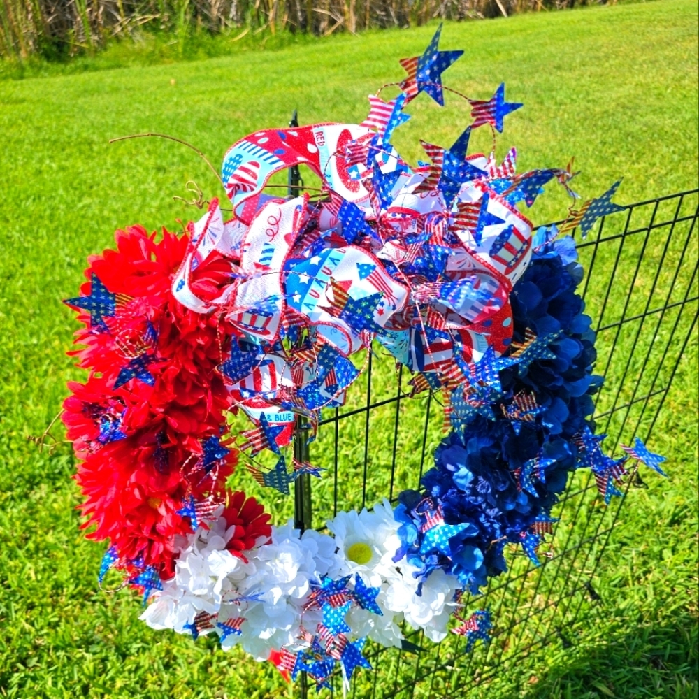 Handmade Patriotic Wreath Stars  Flowers  Red White Blue 4th of July 24 Inches